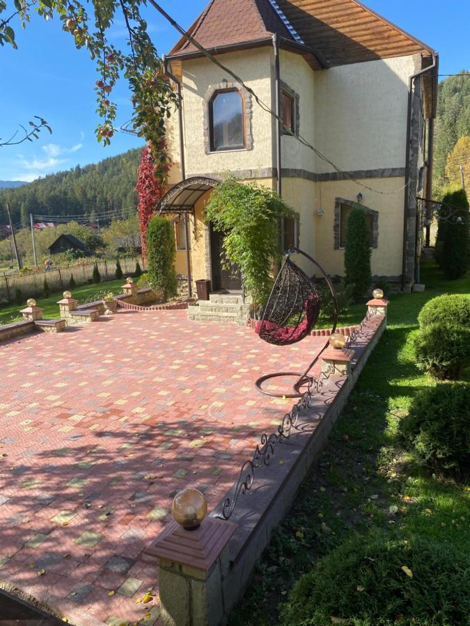 Villa Золото Карпат Yaremche Exterior foto